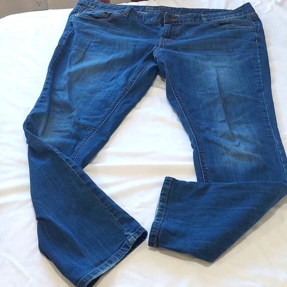 Mossimo Denim Blue Size 18. Short 29" .Great Condition - Picture 1 of 8